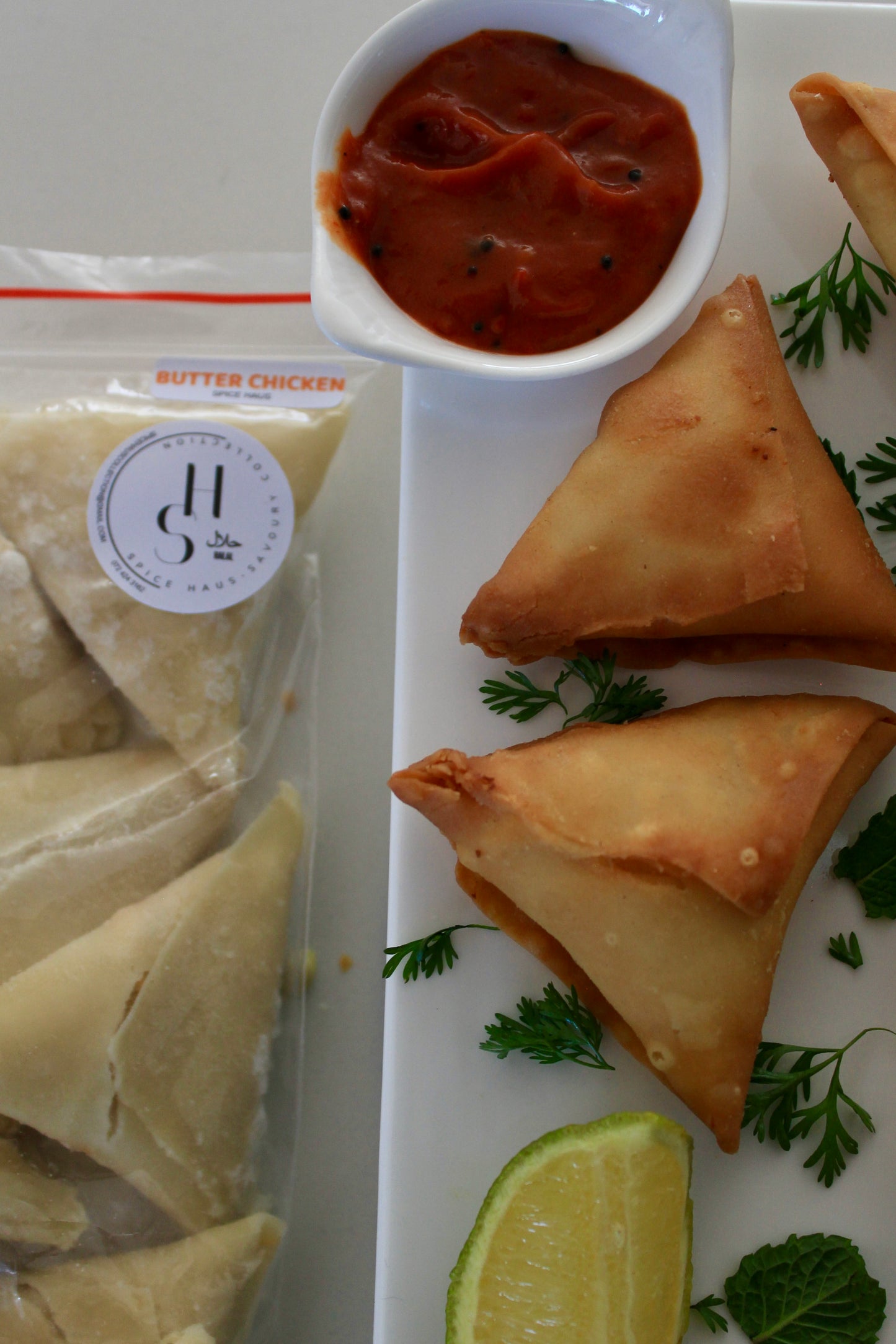 Butter Chicken Samoosas